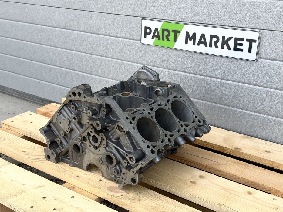 Блок двигател AUDI 3.0TFSI CGW