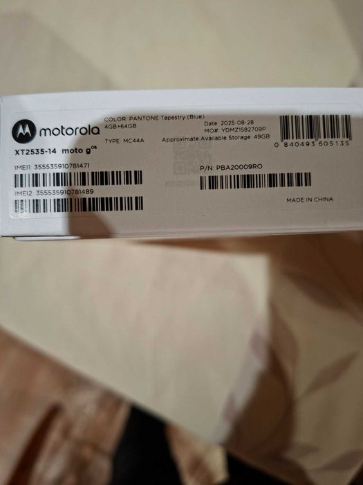 Продавам телефон Motorola g06.Закупен на 18.12.25г.Чисто нов