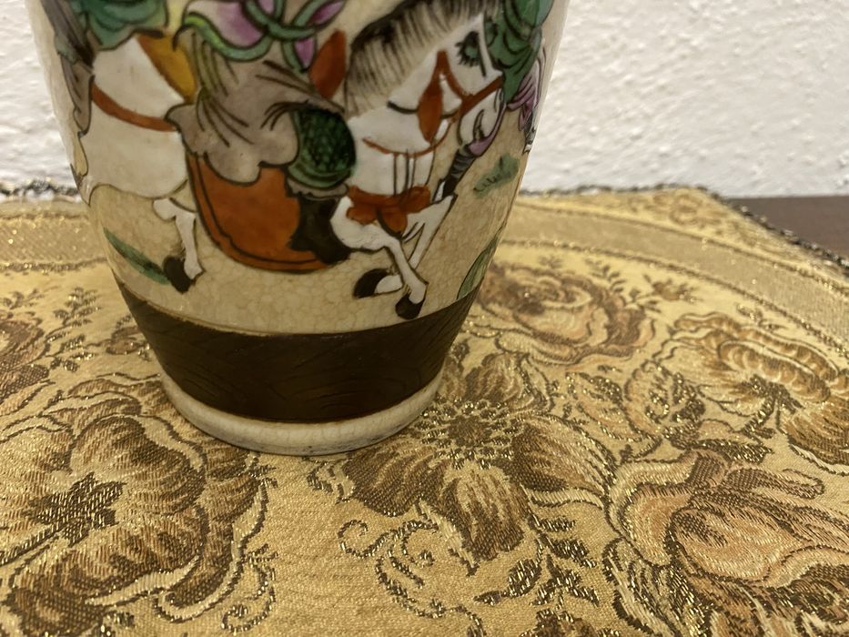 Японска ваза сацума с маркировка 1900 г .