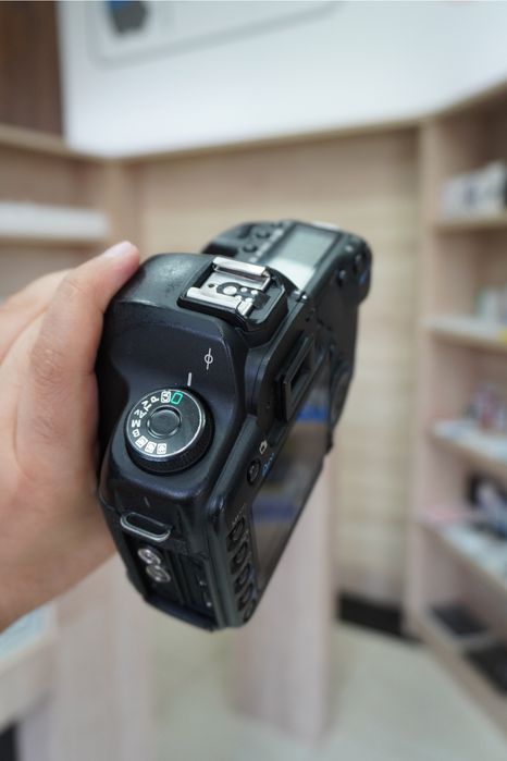Canon 5D Mark II + 50mm f/1.8 obyektiv