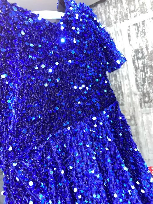 Платье на девочку