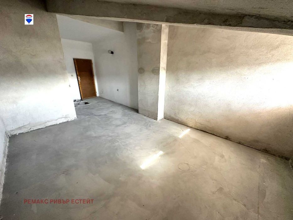 Четиристаен апартамент за продажба кв. Дружба 2