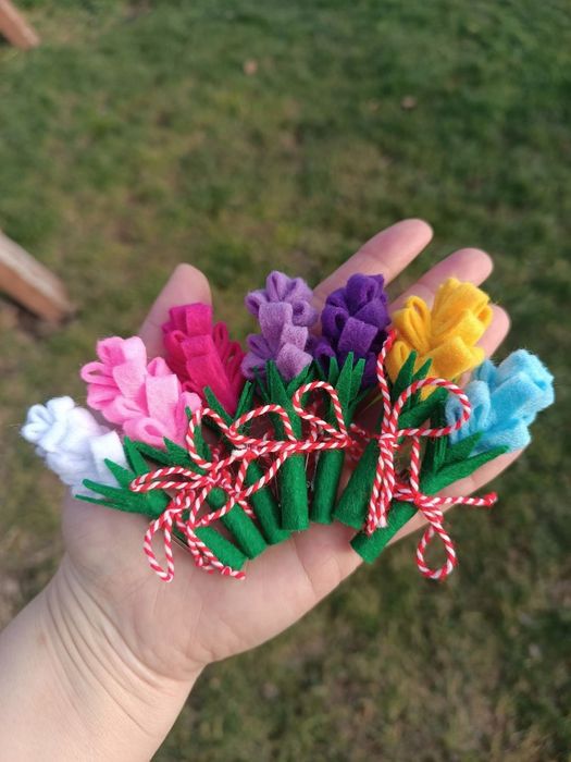 Мартеници зюмбюли