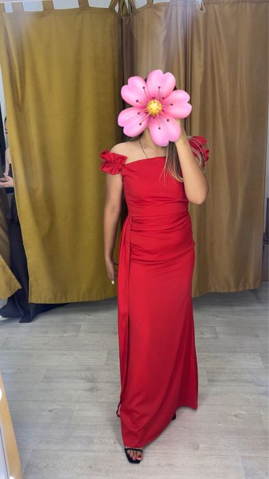 Продам красное вечернее платье