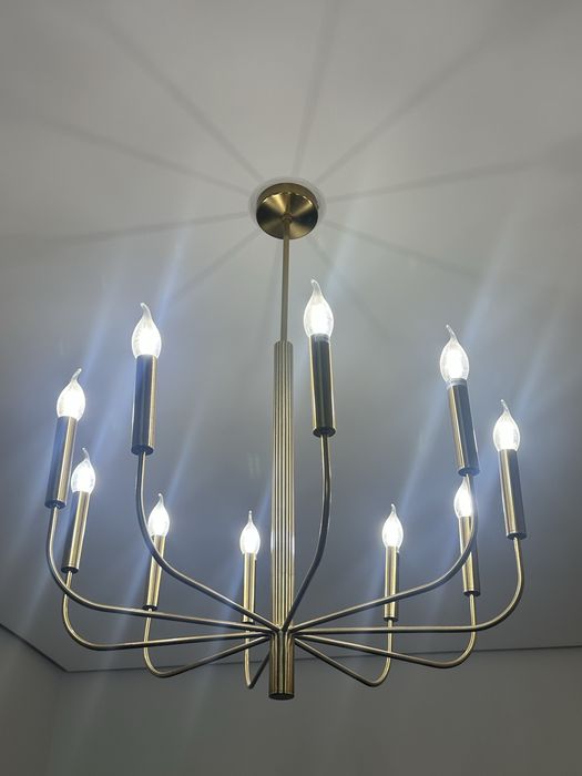 Продам люстру классичечкую