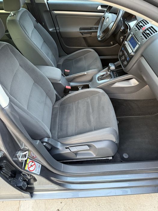 Volkswagen Golf 5 2.0TDI DSG