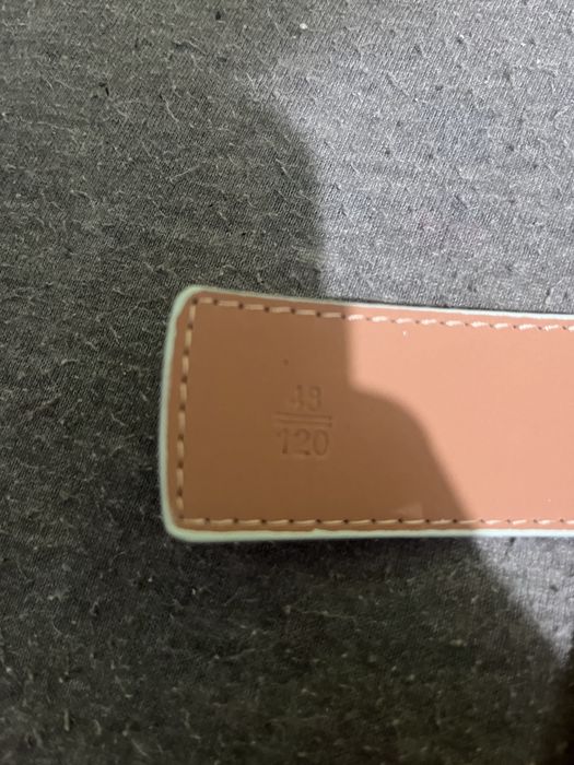Vand curea louis vuitton