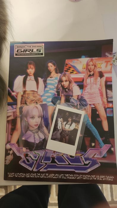 Кпоп албуми на Aespa