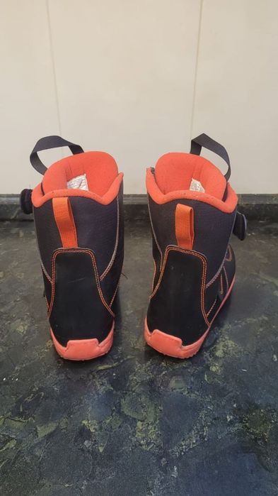 Продам сноубордические ботинки