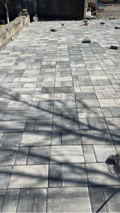 Укладка брусчатки, тротуарной плитки
