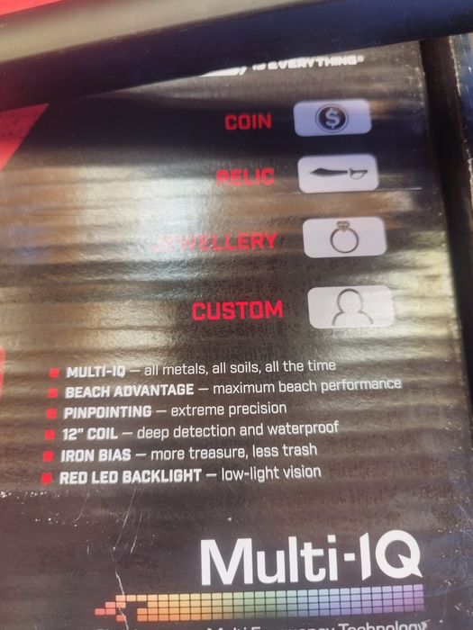 Продам металлоискатель VANQUISH 540.