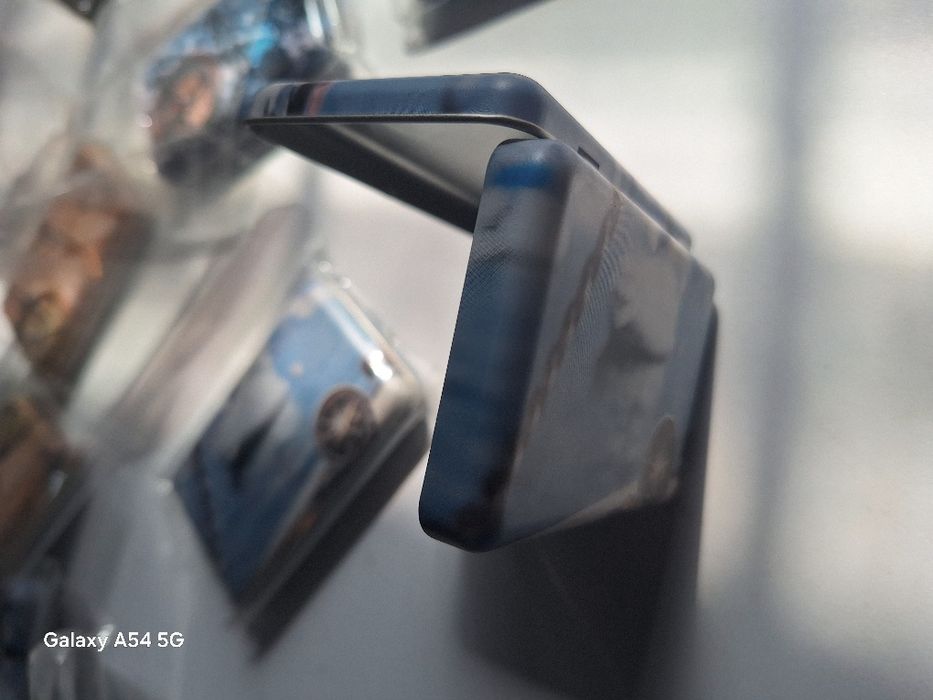 Чисто нови табакери за цигари