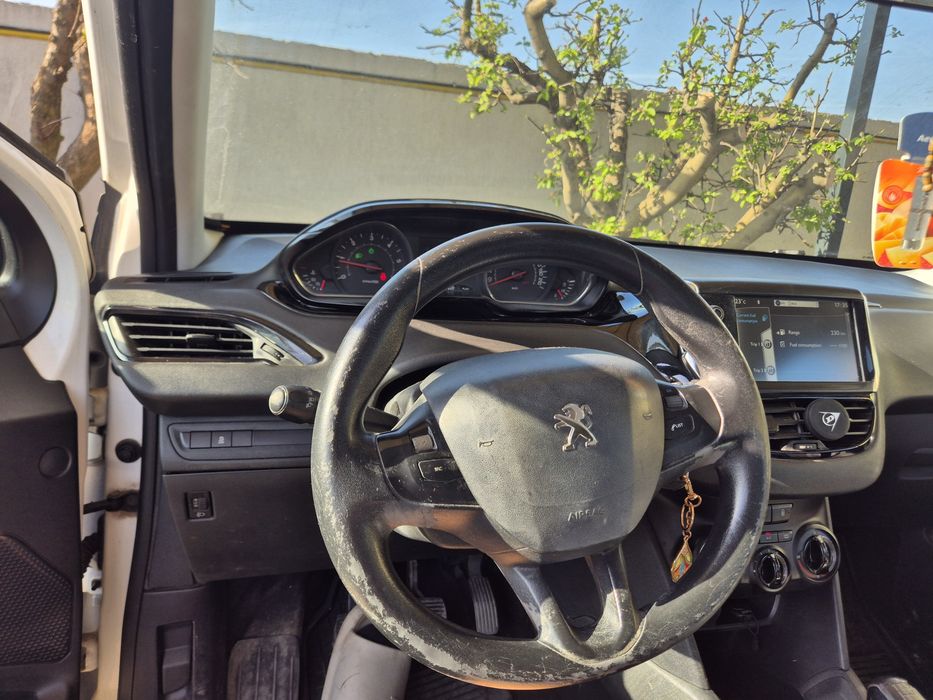 Peugeot 208 1.4 HDI