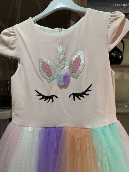 Продам платья для девочек