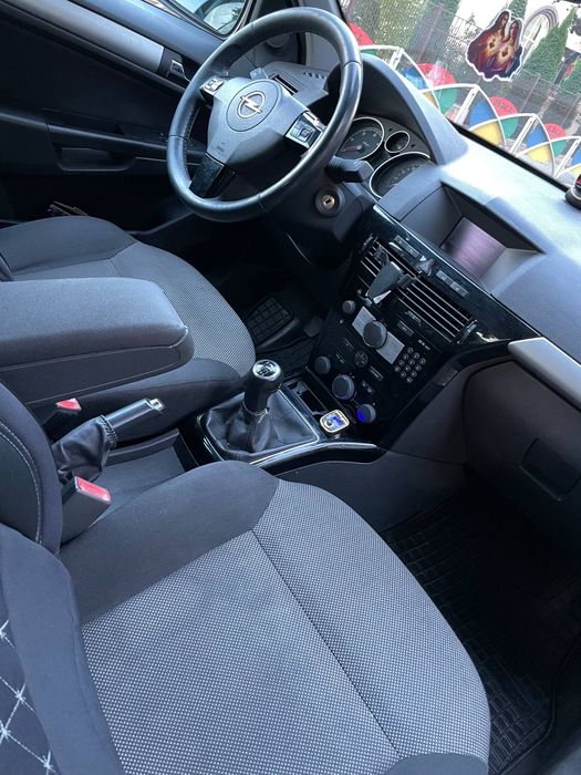 Opel Astra H facelifte