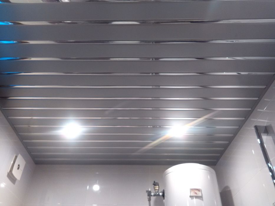 Хънтър Дъглас окачени тавани за баня