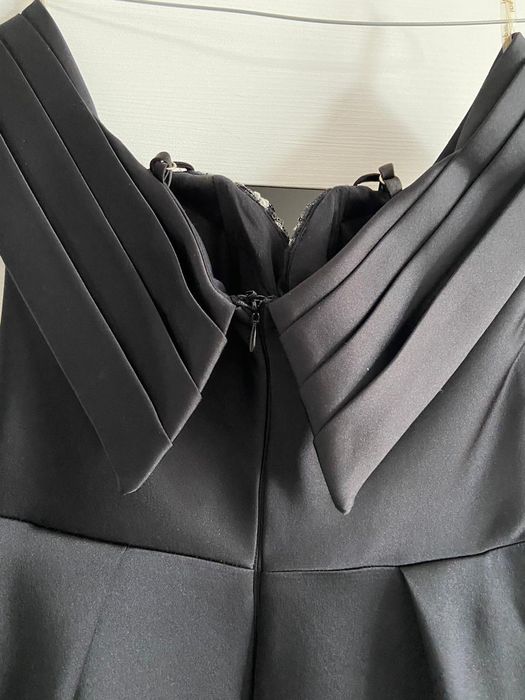 Элегантное вечернее платье