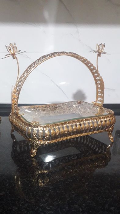 Новые универсальные вазочки.