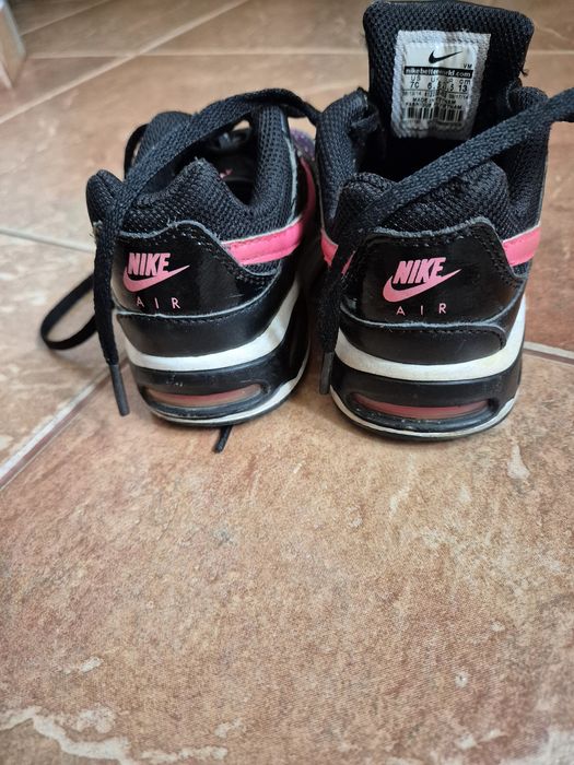 Incaltaminte sport Nike AIRMAX