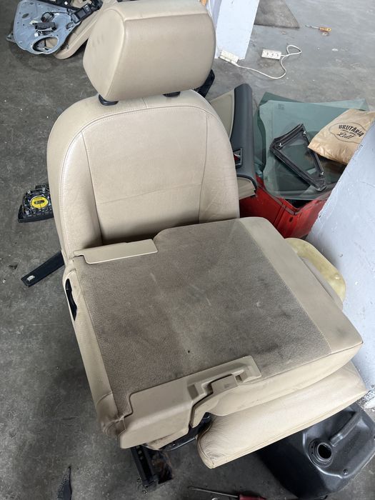 interior ford c-max piele crem