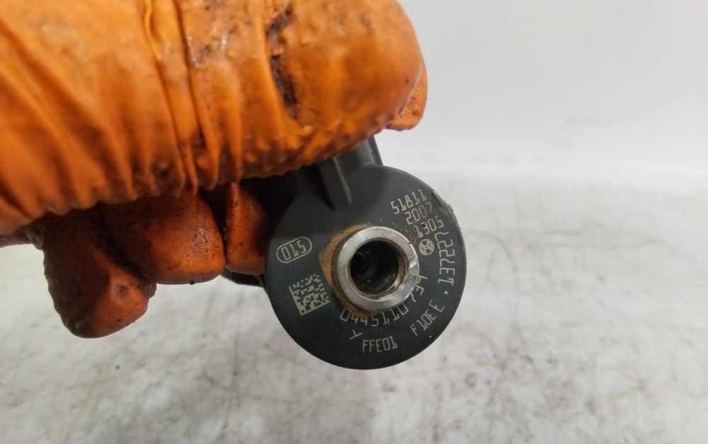 Injector Citroen Jumpy 1.6 HDi cod 0445110739