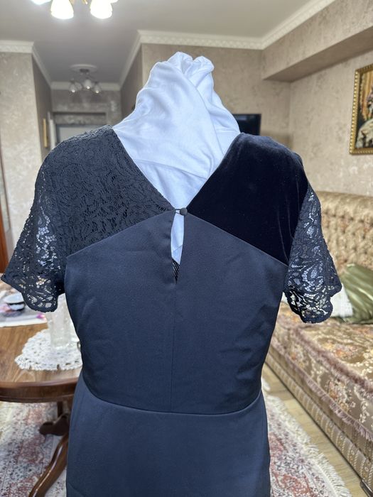 Продаю новое платье импортное, состояние: новое.