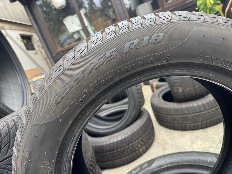 2 Anvelope Iarna Pirelli SottoZero Serie 3 235/55 R18 104H