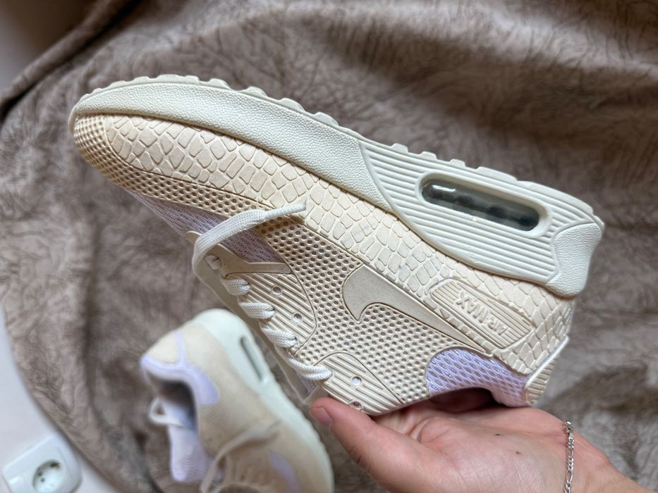 Продавам оригинални Nike Air Max в много добро