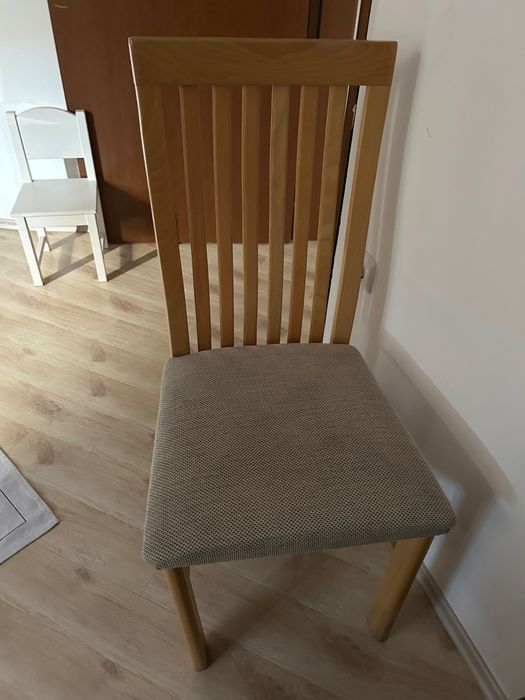 Дървена трапезна меса