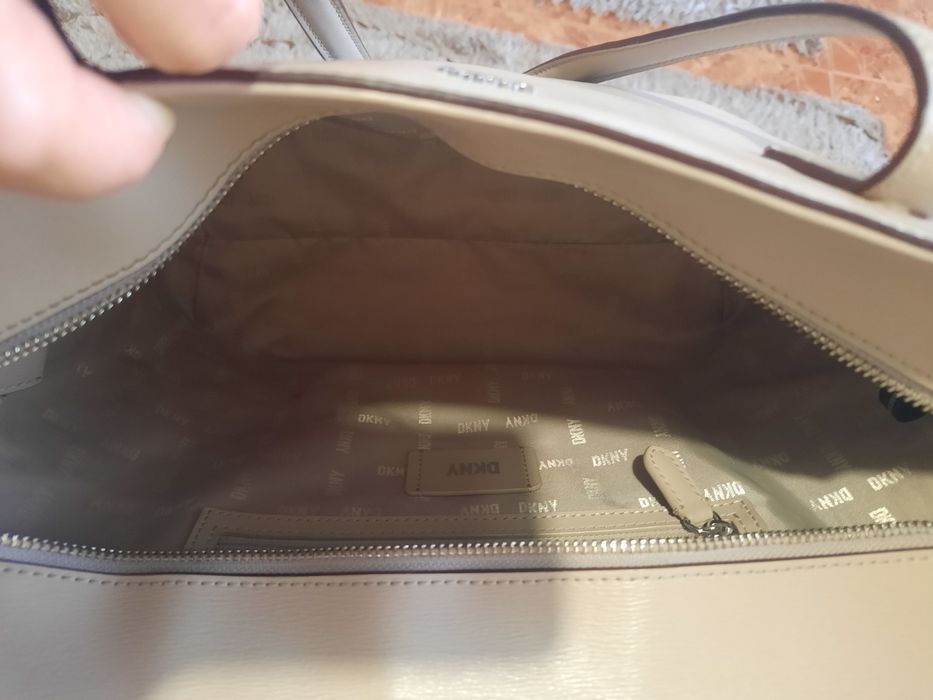 Дамска чанта DONNA CARAN