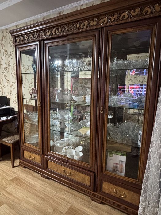 Сервант и комод из Гуанчжоу