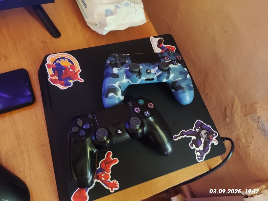 PlayStation 4 slim