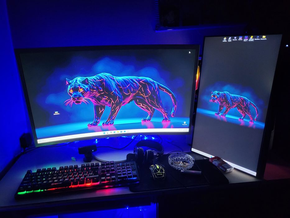 Monitor alb samsung ecran curbat 32 inch