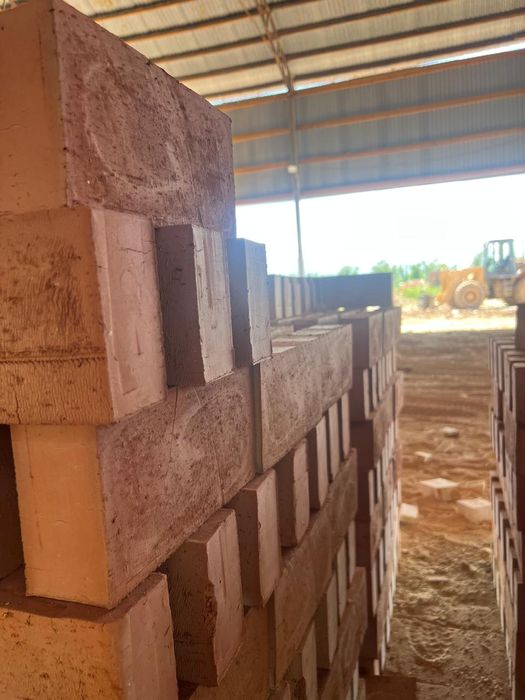 Красно-жённый кирпич марки м-150