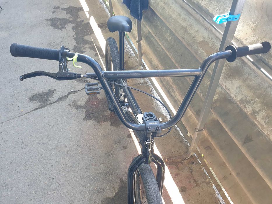 Велосипед BMX продаю
