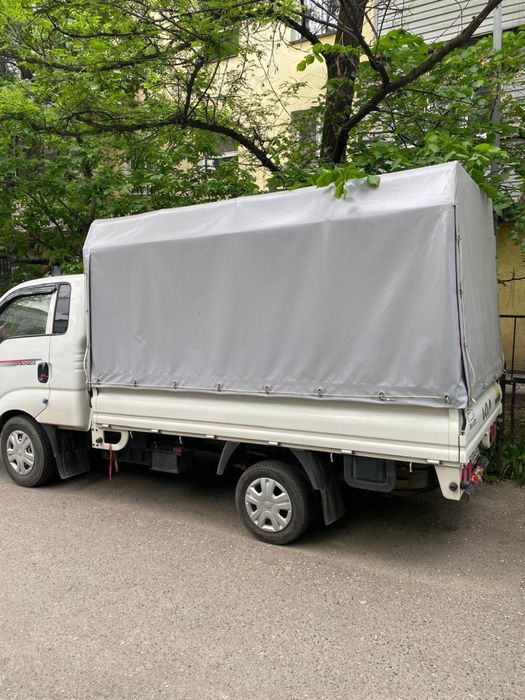 Тенд с каркасом на Kia Bonga