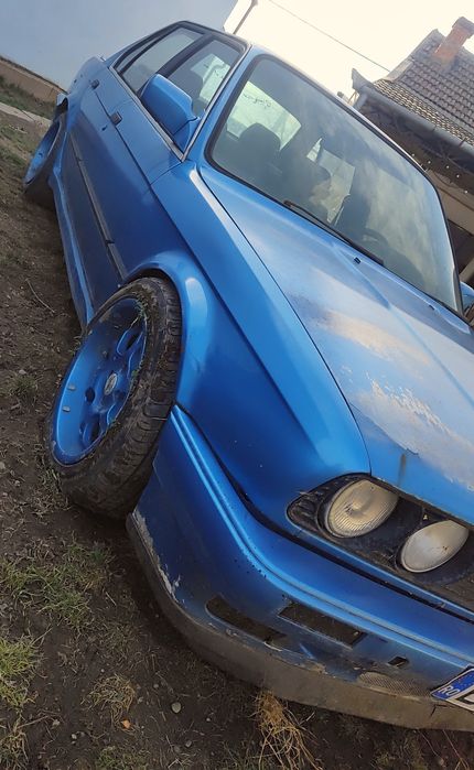 BMW 316 e30 (ursuleț) Schimb cu moto!