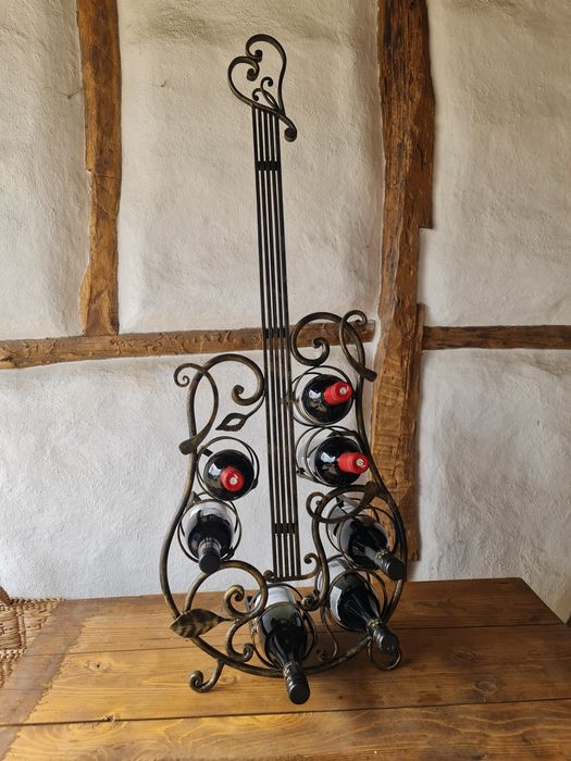 Стойка за вино от ковано желязо
