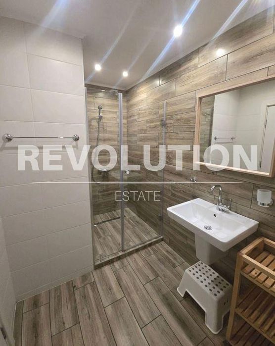 Тристаен апартамент  в гр.Варна, Гръцка махала!