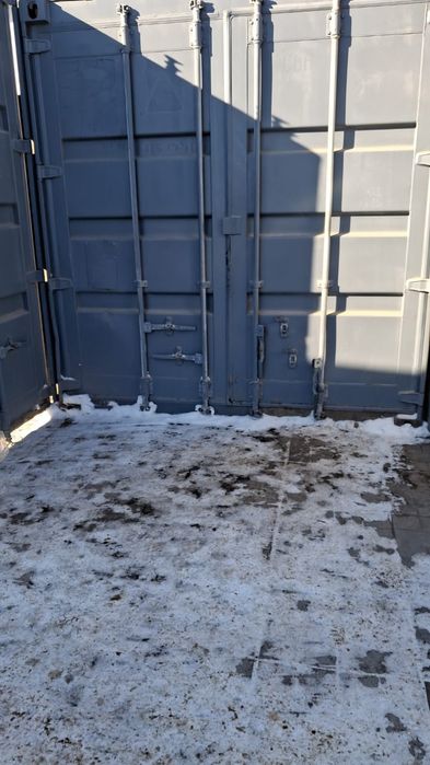 Продам контейнер 40 тоник