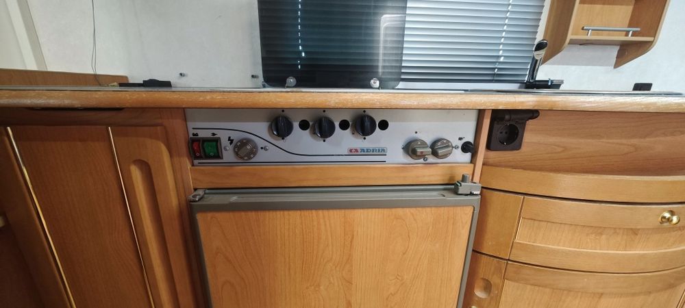 Каравана Adria Unica B562 UP