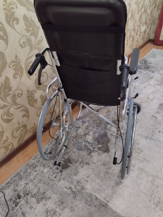 Продам коляску инвалидную