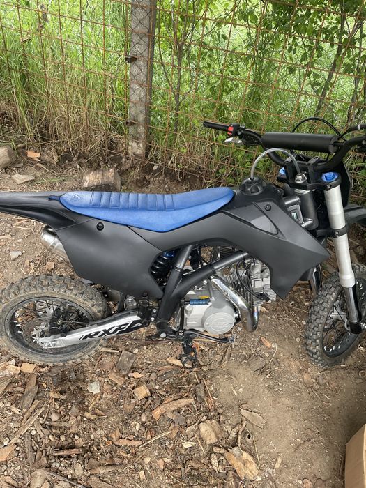 Vand Cross  Pitbike Apollo RXF Racing starea impecabila 18 ore