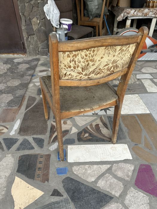 Деревянные стулья для реставрации