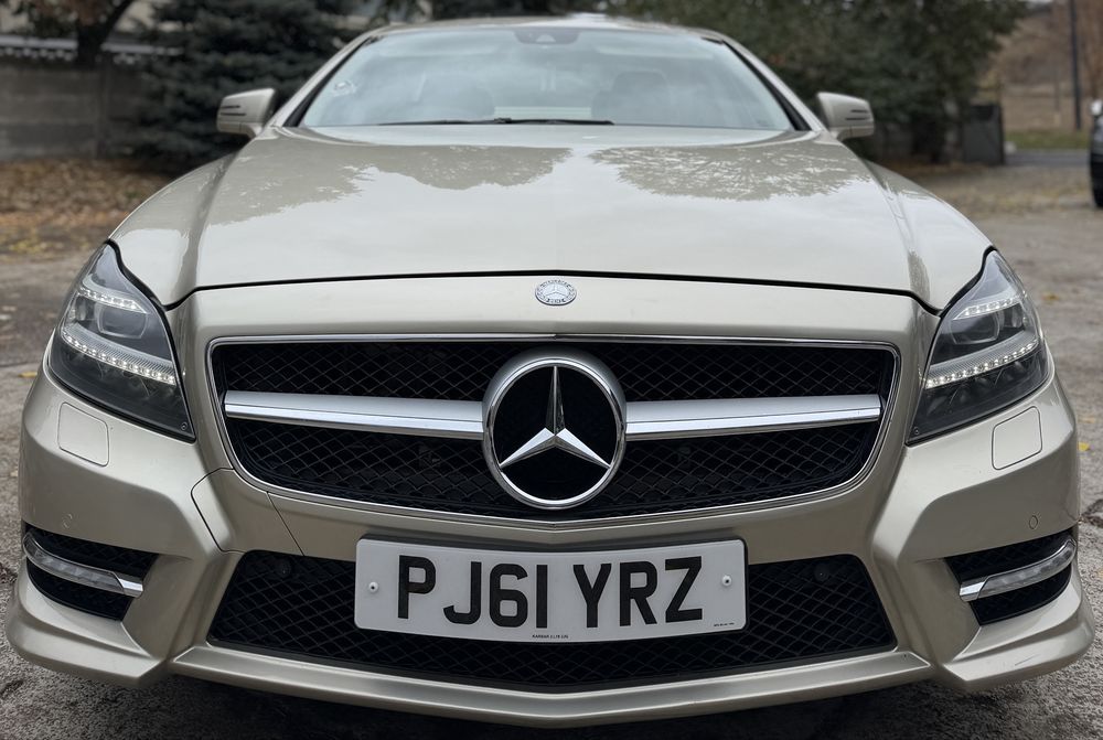 MERCEDES-BENZ CLS 2012 — imagine 2