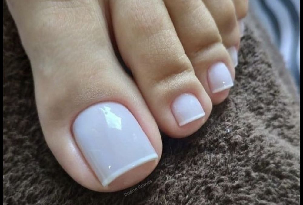 Manichiura / pedichiura la domiciliul tau