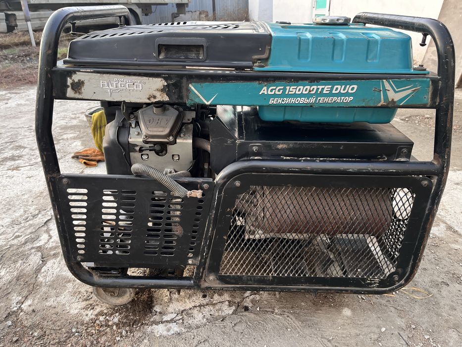 Бензиновый генератор