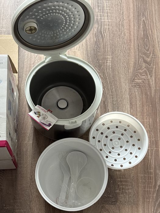 Продам мультиварку. Viconte.