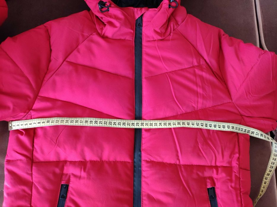 Продавам мъжко яке