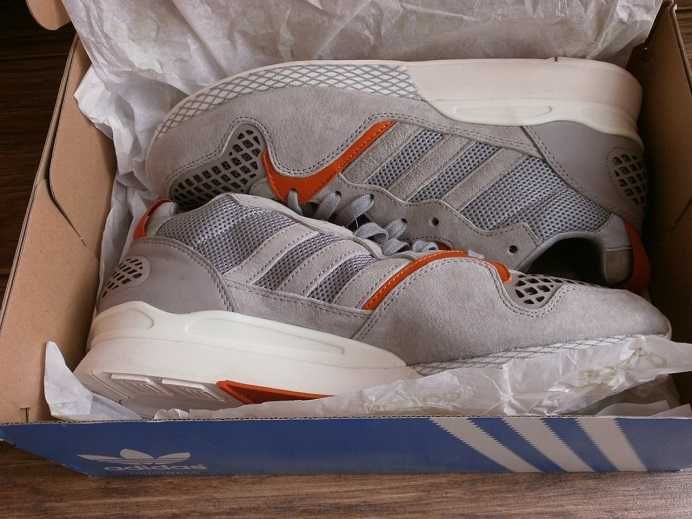 2бр. 44 2/3 Страхотни Високи Adidas Оriginals ZXZ930 и ZX700 Winter CP